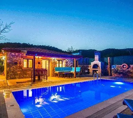 Villa Ruka フェティエ