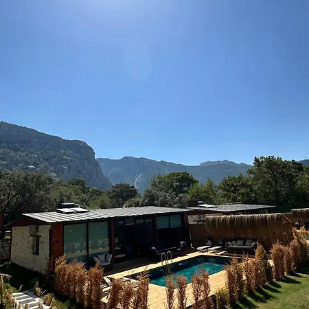 Rueya Villa Faralya
